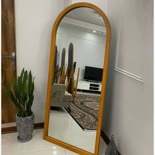 اینه قدی چوبی